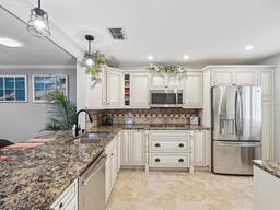 Picture of 3259 Hilary Circle Unit 1C, Palm Harbor, FL 34684