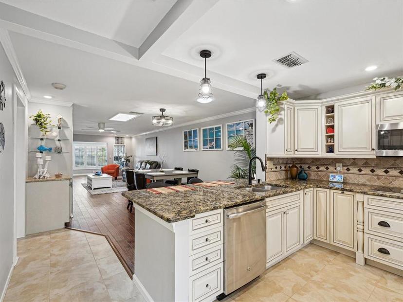 Picture of 3259 Hilary Circle Unit 1C, Palm Harbor FL 34684