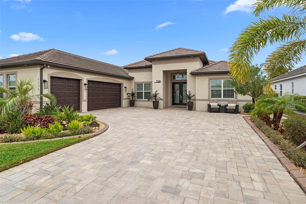 Picture of 7139 Tamworth Parkway, Sarasota, FL 34241
