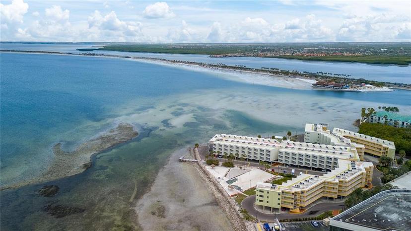 Picture of 2506 N Rocky Point Drive Unit 272, Tampa FL 33607