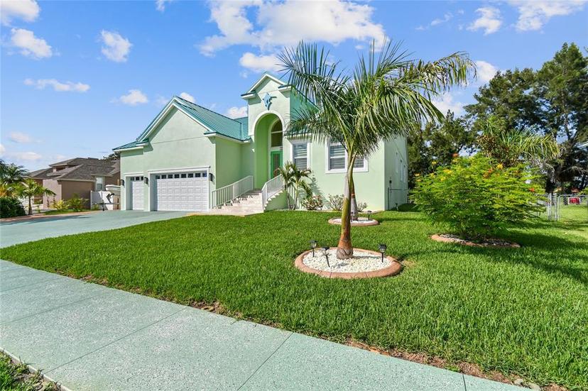 Picture of 711 Eagle Lane, Apollo Beach FL 33572