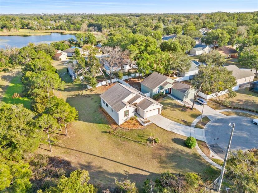 Picture of 935 Don Wilson Avenue, Apopka FL 32712