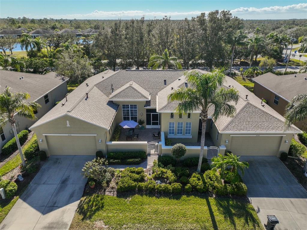 Picture of 2124 Sifield Greens Way Unit 11, Sun City Center, FL 33573