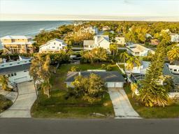 Picture of 608 Florida Boulevard, Crystal Beach, FL 34681