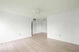 Picture of 7304 W Country Club Drive N Unit 213, Sarasota, FL 34243