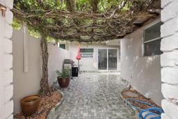 Picture of 407 Boca Ciega Point Boulevard N, St Petersburg, FL 33708