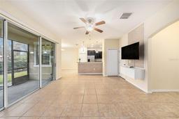Picture of 8110 Hampton View Lane, Tampa, FL 33647