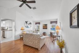 Picture of 610 Apple Lane, Englewood, FL 34223