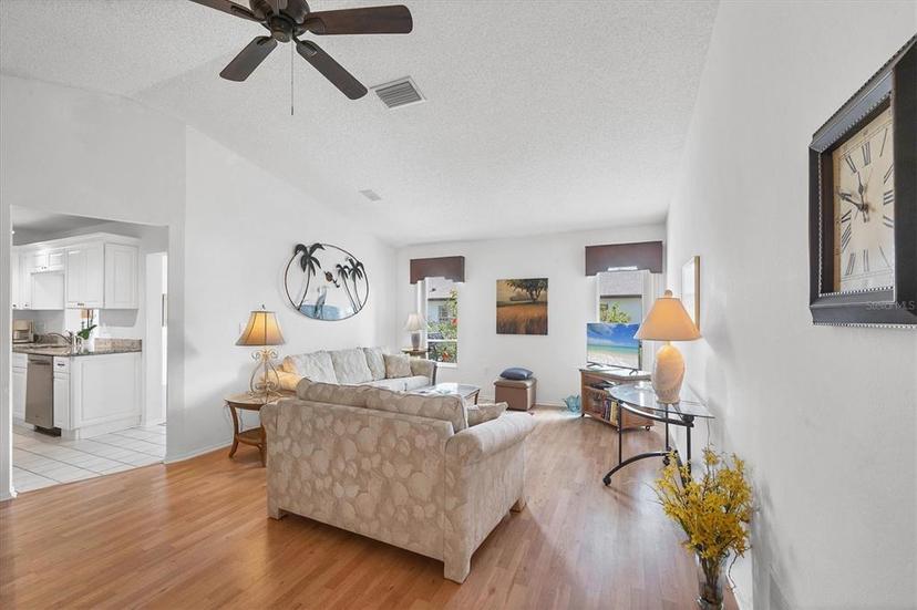Picture of 610 Apple Lane, Englewood FL 34223