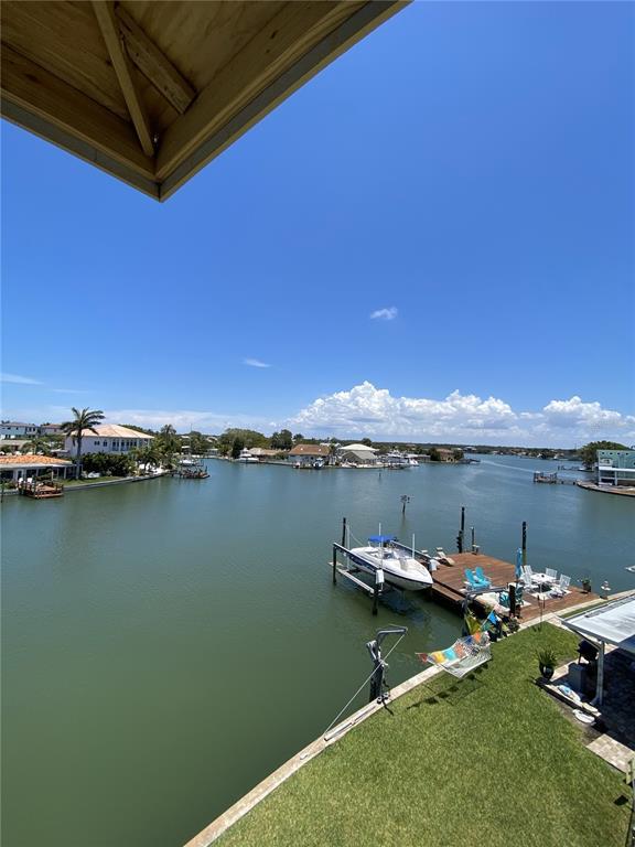 Picture of 160 174Th Terrace Drive E Unit B, Redington Shores FL 33708