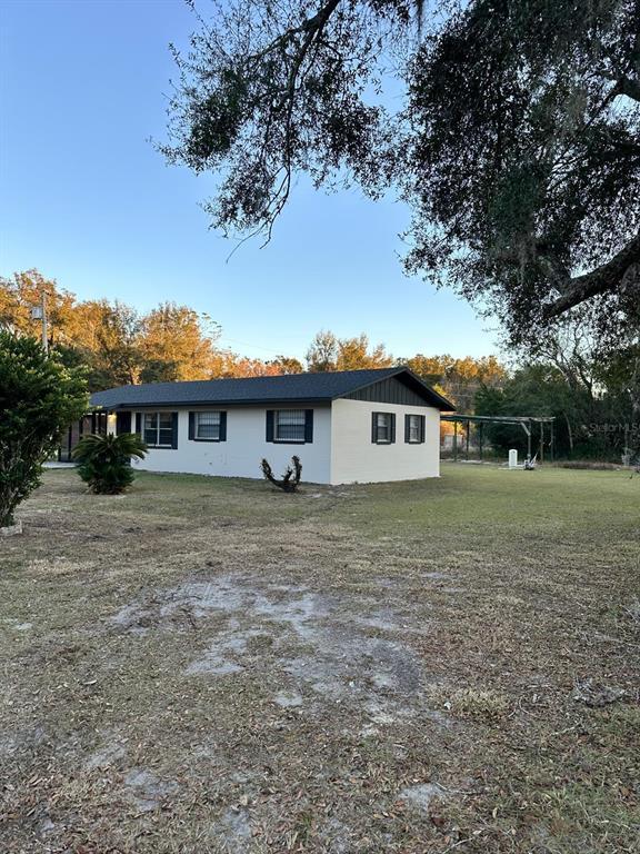 Picture of 2863 County Road 238 Unit 238, Wildwood FL 34785