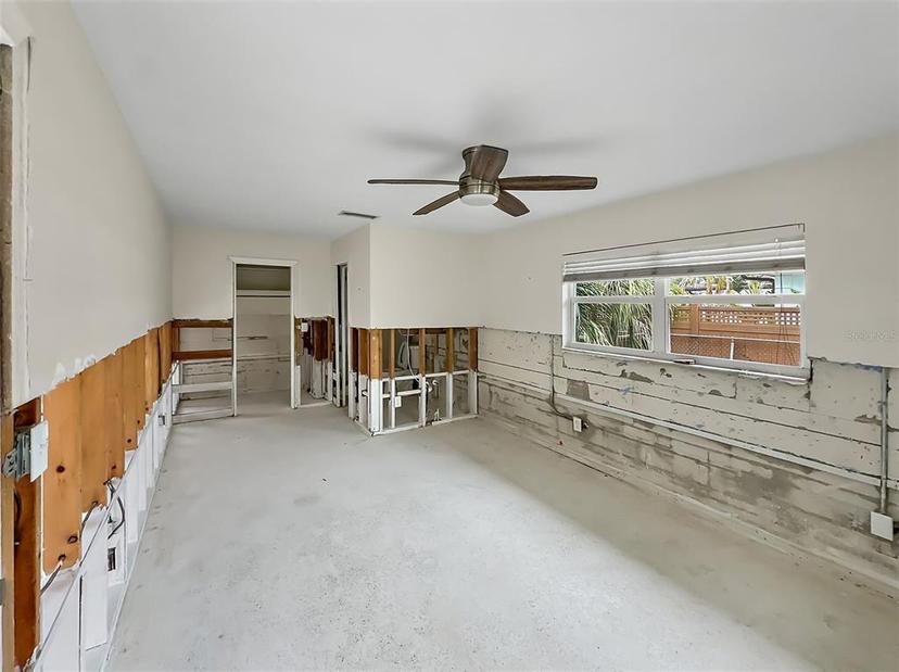 Picture of 5225 Venetian Boulevard Ne, St Petersburg FL 33703
