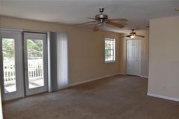 Picture of 108 Pompano Drive Se Unit D, St Petersburg, FL 33705