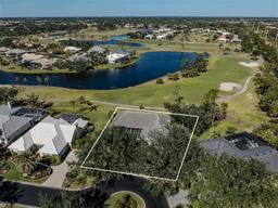 Picture of 441 Tremingham Way, Venice, FL 34293