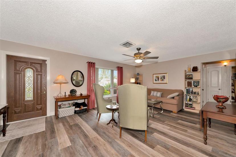 Picture of 2154 Lakewood Drive, Nokomis FL 34275