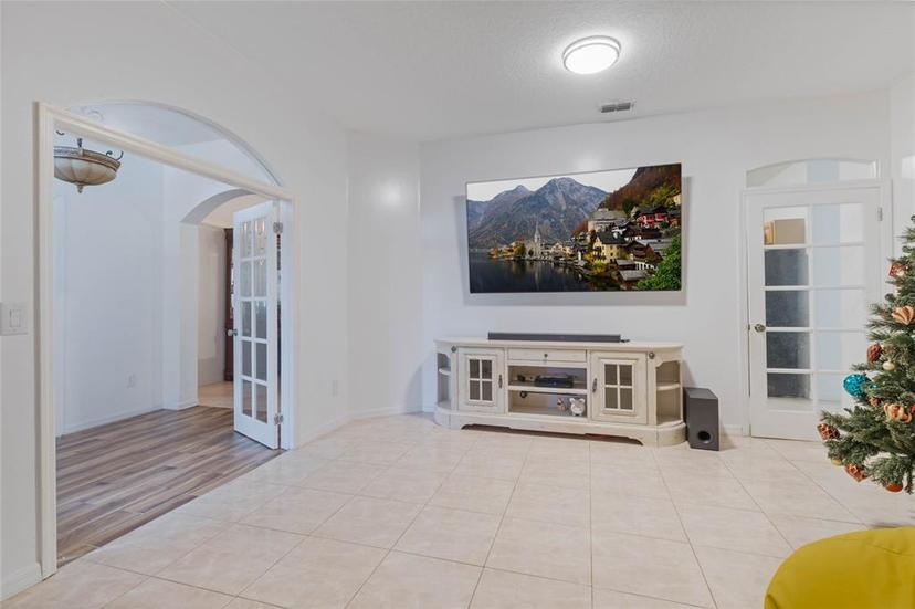 Picture of 63 York Court, Kissimmee FL 34758