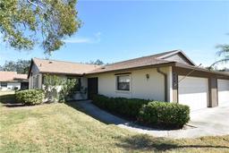 Picture of 376 Oak Hill Drive Unit 36, Sarasota, FL 34232