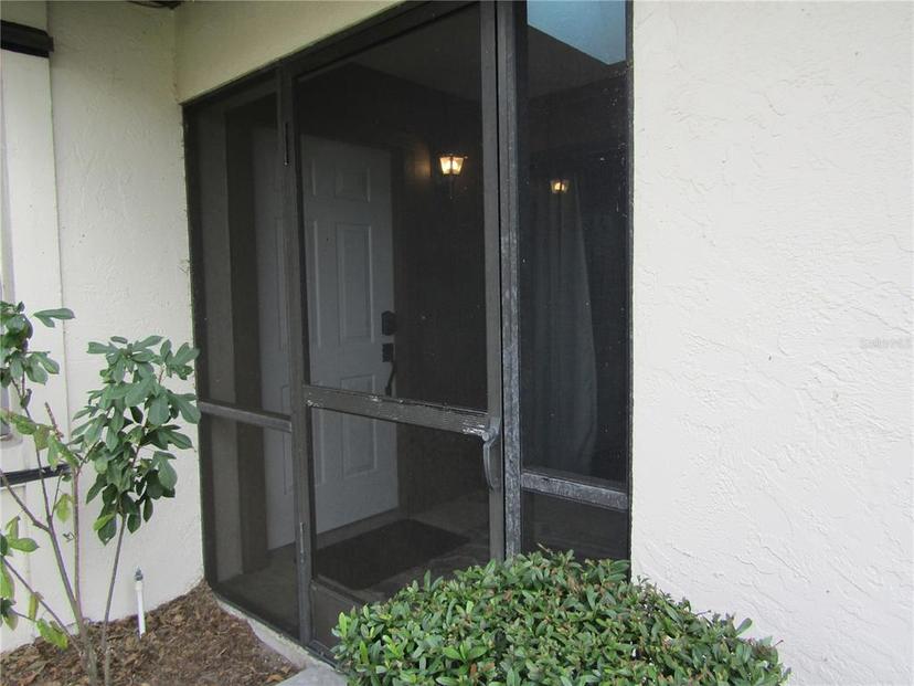 Picture of 376 Oak Hill Drive Unit 36, Sarasota FL 34232