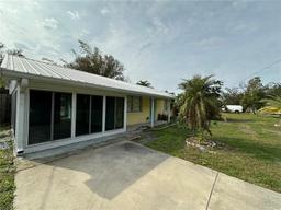 Picture of 2115 Myrtle Avenue, Punta Gorda, FL 33950