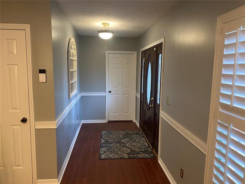 Picture of 6919 Greenhill Place, Tampa FL 33617