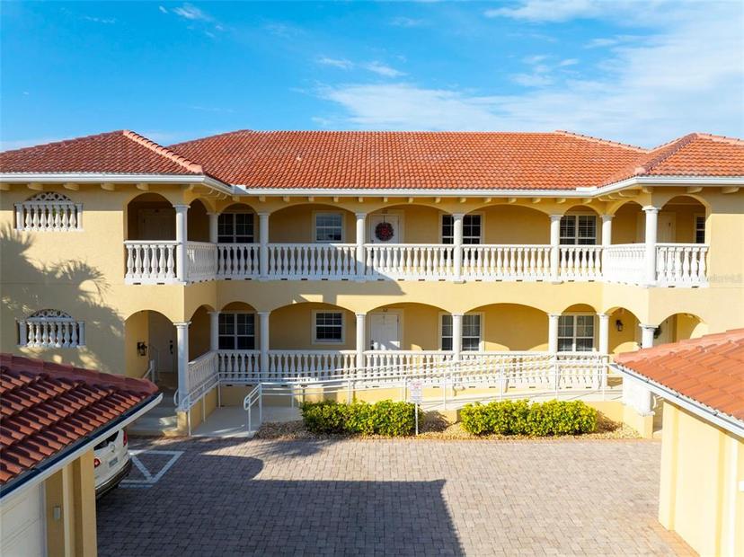 Picture of 3329 Purple Martin Drive Unit 121, Punta Gorda FL 33950