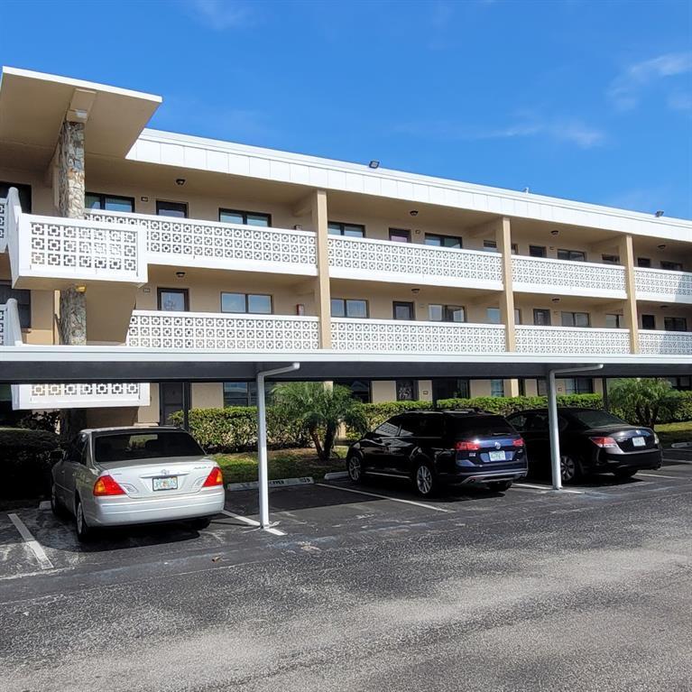 Picture of 4920 Locust Street Ne Unit 203, St Petersburg FL 33703