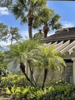 Picture of 3354 Sandleheath Unit 13, Sarasota, FL 34235