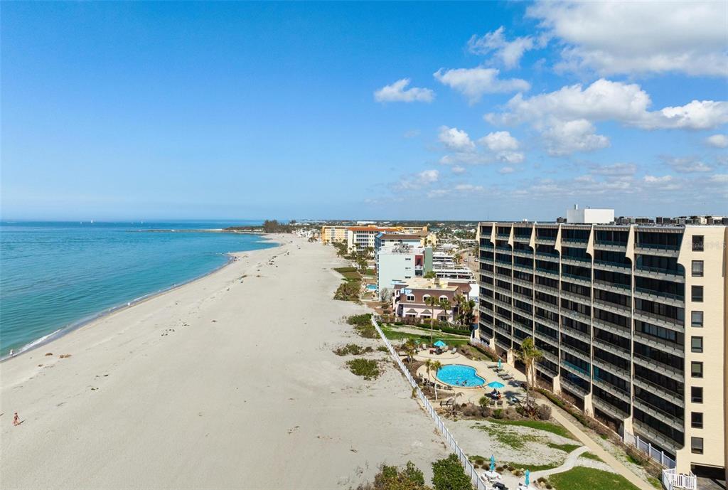 Picture of 840 The Esplanade N Unit 104, Venice, FL 34285