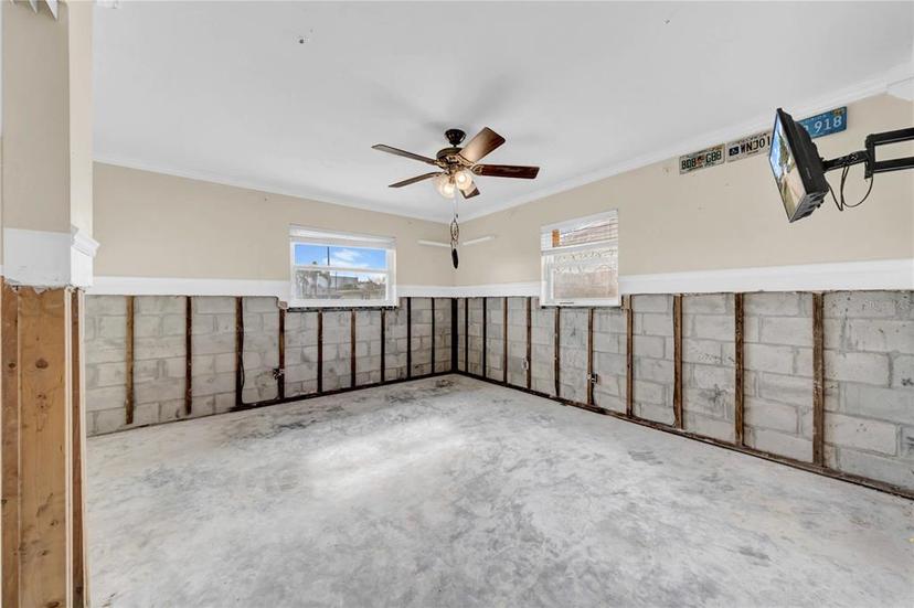 Picture of 4543 Indianapolis Street Ne, St Petersburg FL 33703