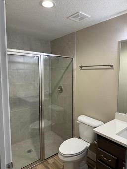 Picture of 827 E Clifford Avenue, Eustis, FL 32726