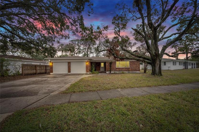 Picture of 4646 W Longfellow Avenue, Tampa FL 33629