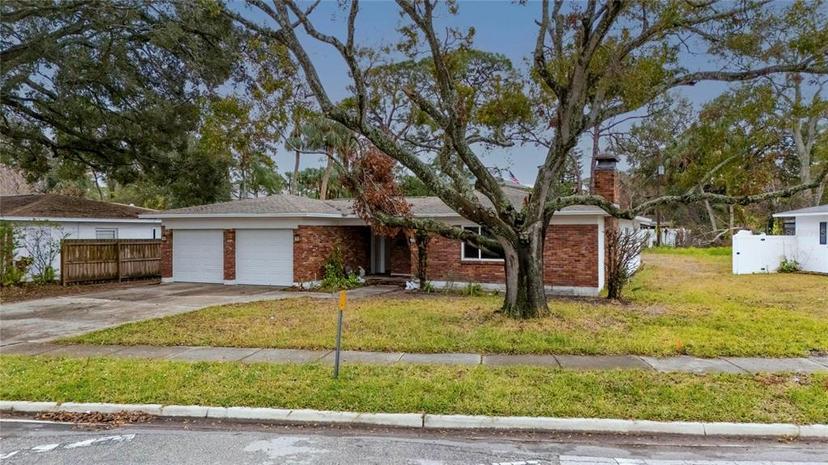 Picture of 4646 W Longfellow Avenue, Tampa FL 33629