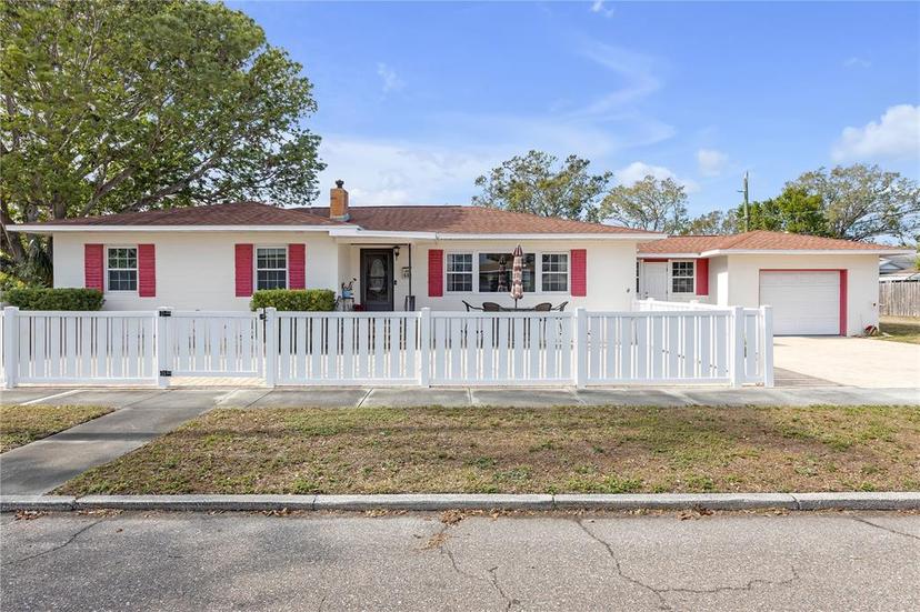 Picture of 600 30Th Street N, St Petersburg FL 33713