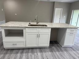 Picture of 406 Alton St, Avon Park, FL 33825