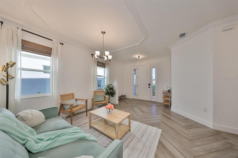 Picture of 935 Signet Drive, Apollo Beach FL 33572