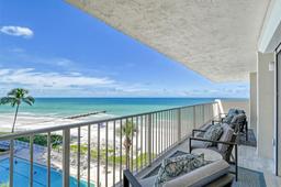 Picture of 2301 Gulf Of Mexico Drive Unit 52N, Longboat Key, FL 34228