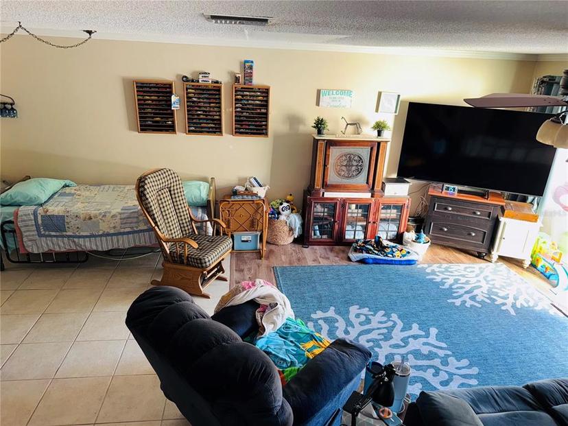 Picture of 1655 58Th Terrace S Unit 3, St Petersburg FL 33712