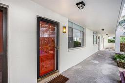Picture of 2635 Seville Boulevard Unit 109, Clearwater, FL 33764