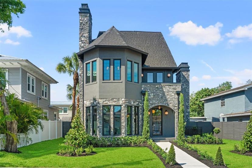 Picture of 807 W Park Avenue, Tampa FL 33602