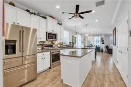 Picture of 5716 Colony Glen Road, Lithia, FL 33547