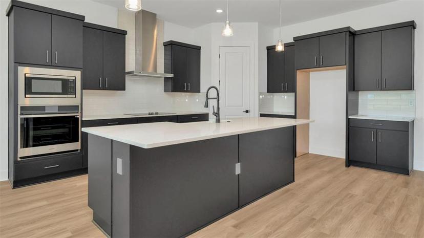 Picture of 8347 Golden Beach Court, Parrish FL 34219