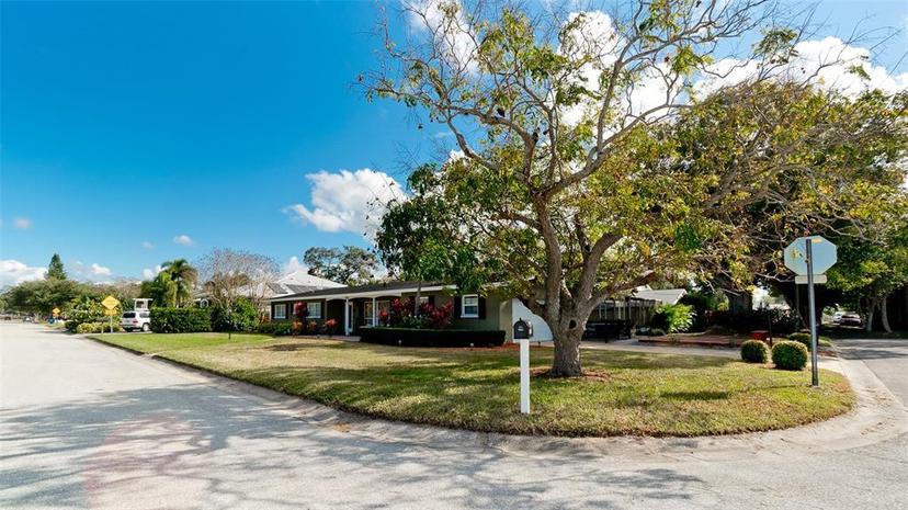 Picture of 5415 8Th Avenue Drive W, Bradenton FL 34209