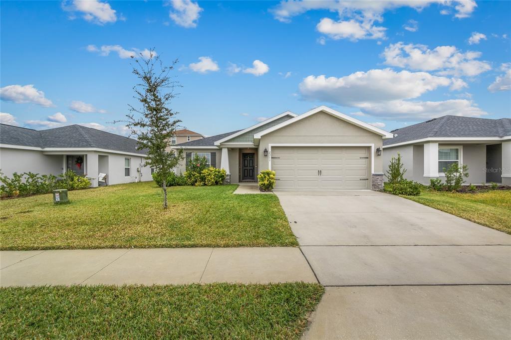 Picture of 2311 Sunset Way, Davenport, FL 33837