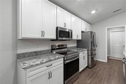 Picture of 2311 Sunset Way, Davenport, FL 33837