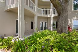 Picture of 3507 Bayshore Boulevard Unit 102, Tampa, FL 33629