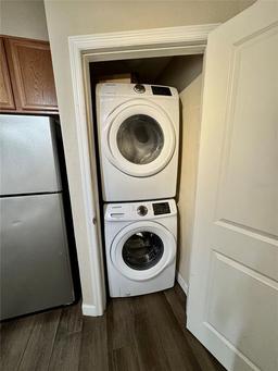 Picture of 507 NW 39Th Road Unit 160, Gainesville, FL 32607