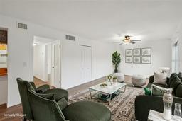 Picture of 1799 N Highland Avenue Unit 136, Clearwater, FL 33755