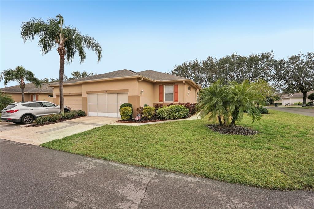 Picture of 2028 Acadia Greens Drive, Sun City Center, FL 33573