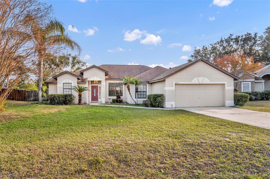 Picture of 36341 Grand Island Oaks Circle, Grand Island, FL 32735