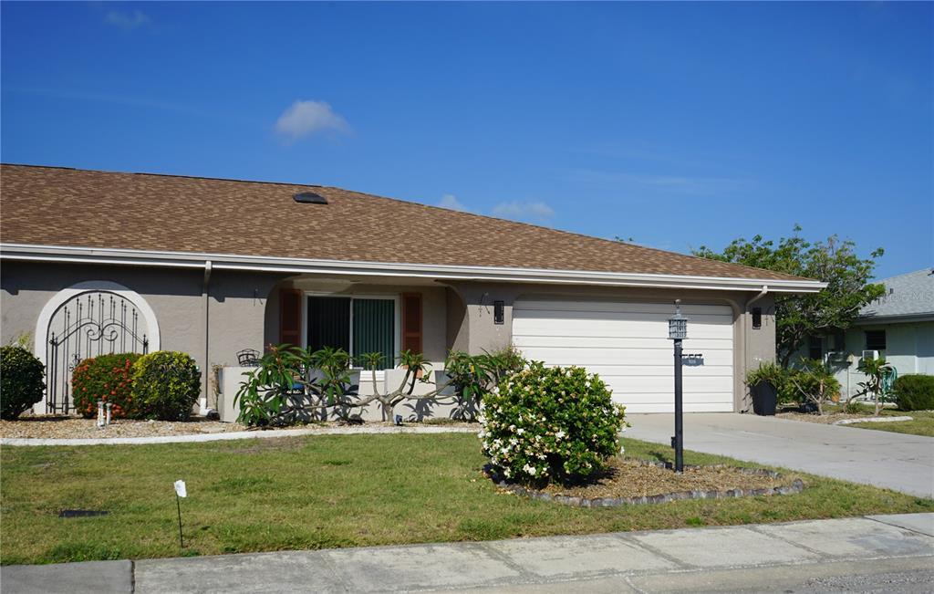 Picture of 317 Green Manor Drive Unit 38 B, Sun City Center, FL 33573